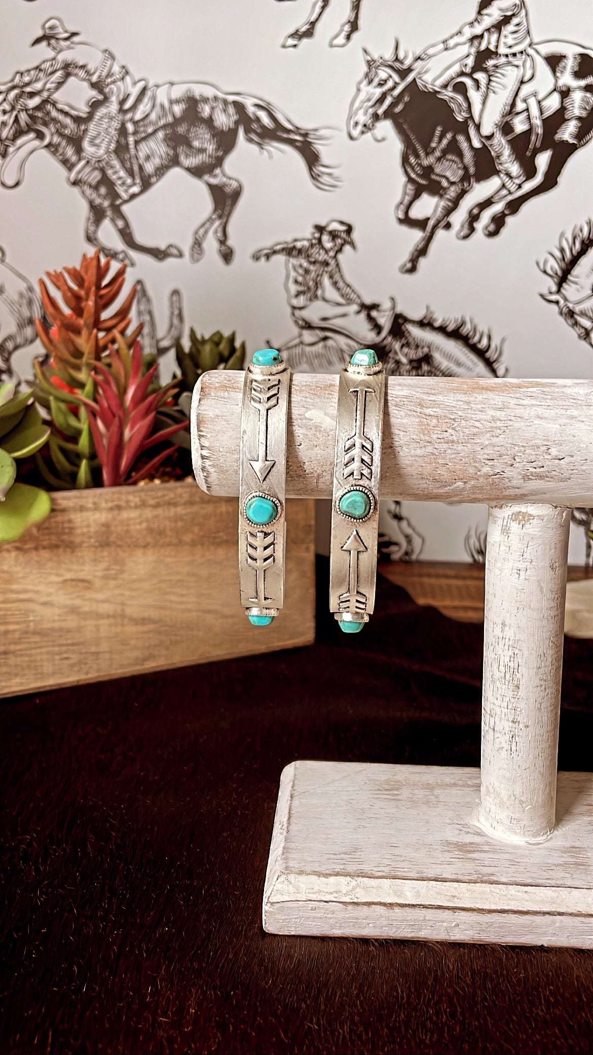 Follow Your Arrow Bracelet