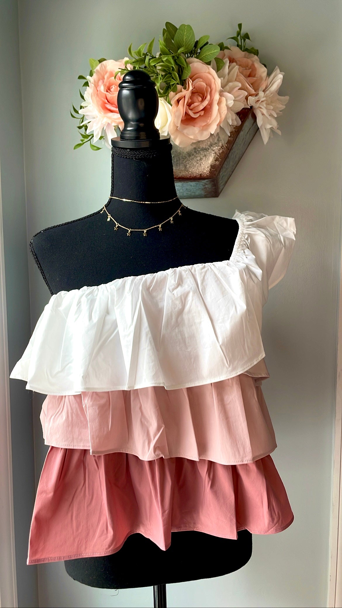 Off Shoulder Tank (( rose ))